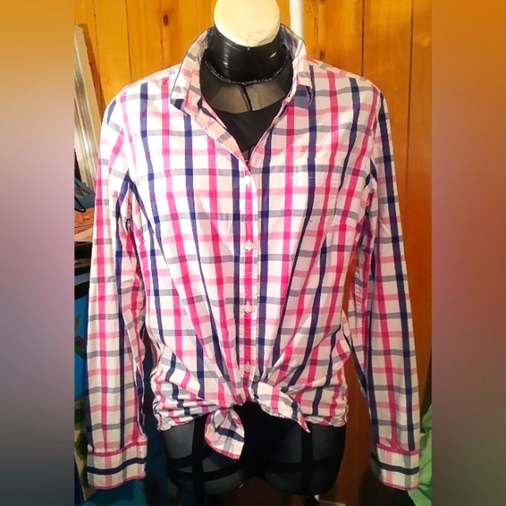 American Eagle Plaid Button Up Size 14